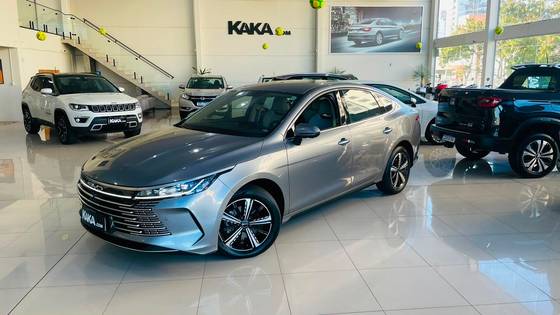 BYD KING 1.5 DM-I PHEV GS AUTOMÁTICO BYD KING 1.5 DM-I PHEV GS AUTOMÁTICO